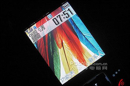 百萬(wàn)像+藍(lán)牙+卡擴(kuò)展 三星音樂(lè)手機(jī)X708逼近2K5