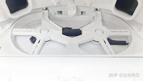 年初新品大pk,追覓 石頭 科沃斯各自推出的旗艦產(chǎn)品究竟誰(shuí)更值得買 怎么選才能一機(jī)到位,徹底解放雙手